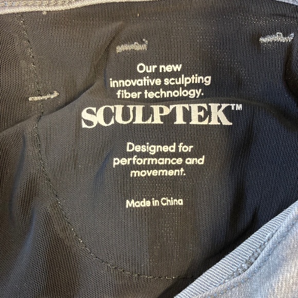 Athleta Sculptek Jeans, Gray Wash, Size 6P - Picture 6 of 7